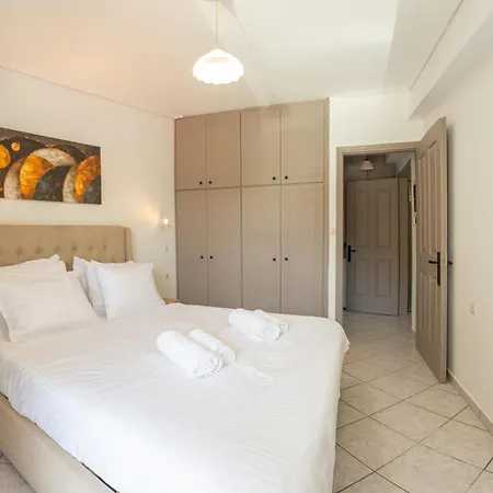 Lefkada Center Apartment *